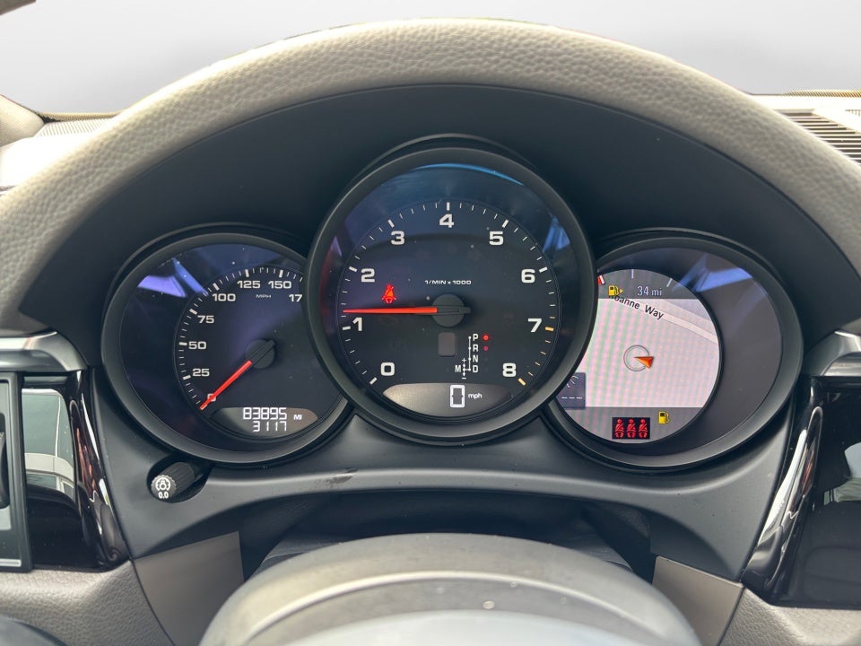 2021 Porsche Macan AWD