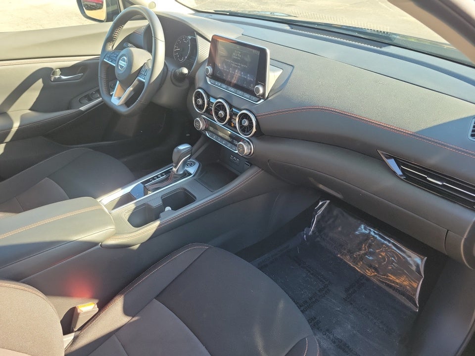 2022 Nissan Sentra SR Xtronic CVT