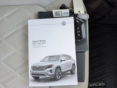 2025 Volkswagen Atlas Cross Sport 2.0T SEL Premium R-Line