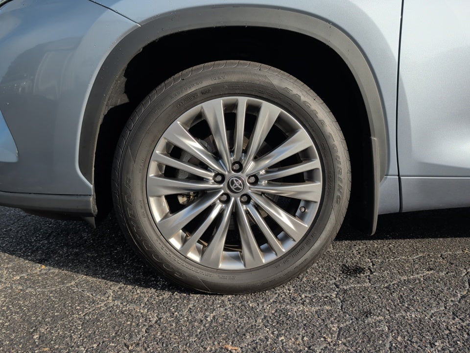 2024 Toyota Highlander Hybrid Hybrid Platinum