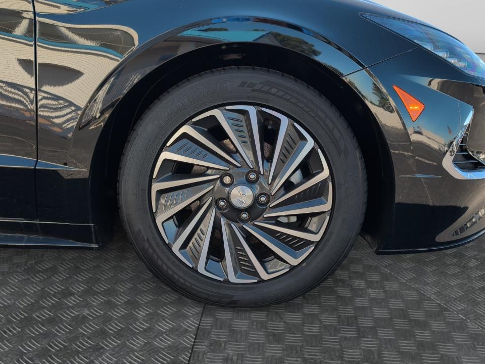 2023 Hyundai Sonata Hybrid Limited