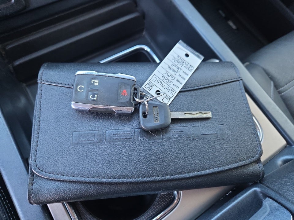 2016 GMC Sierra 2500HD Denali