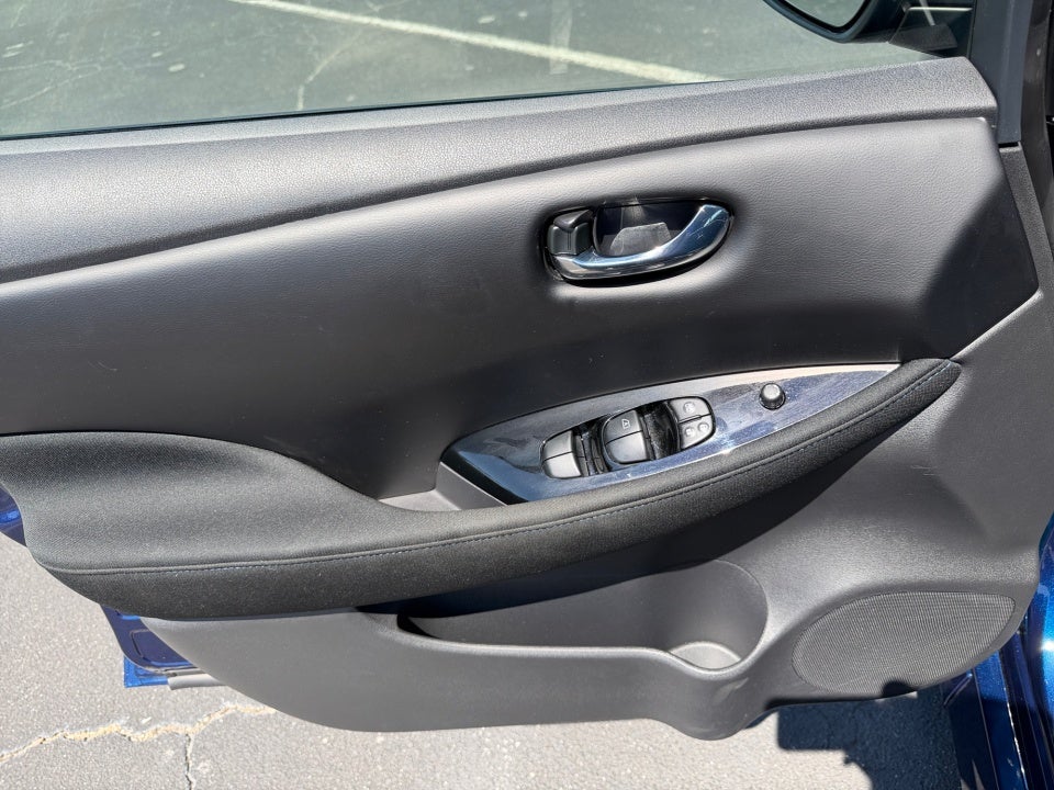 2025 Nissan LEAF SV PLUS