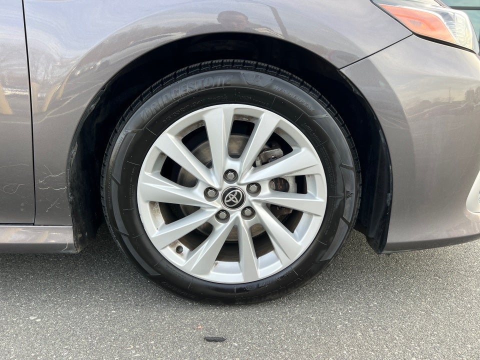 2022 Toyota Camry LE