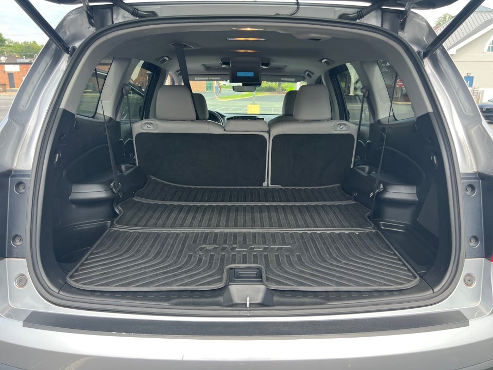 2019 Honda Pilot Touring 8-Passenger