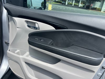2019 Honda Pilot Touring 8-Passenger