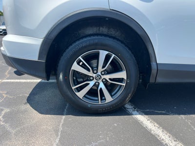 2018 Toyota RAV4 XLE