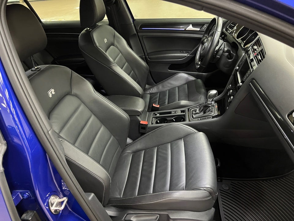 2017 Volkswagen Golf R 4-Door w/DCC & Navigation