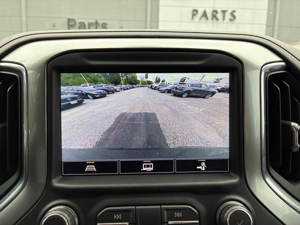 2021 Chevrolet Silverado 1500 4WD Crew Cab Short Bed LT
