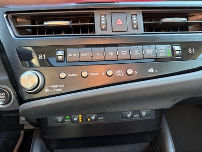 2023 Lexus ES 350 Ultra Luxury