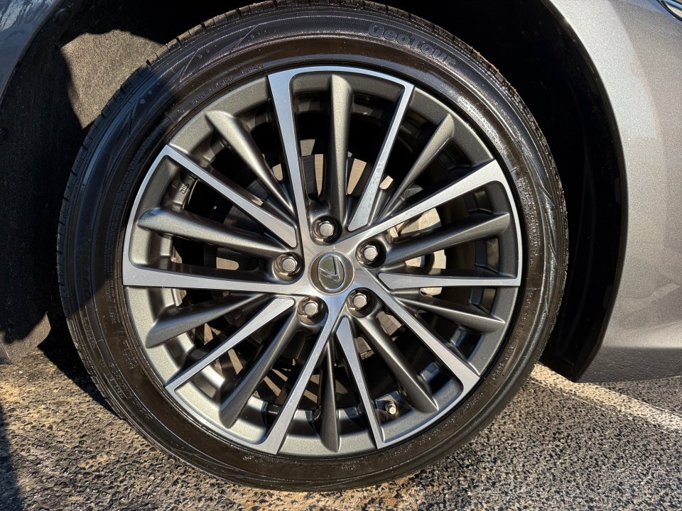 2023 Lexus ES 350 Ultra Luxury