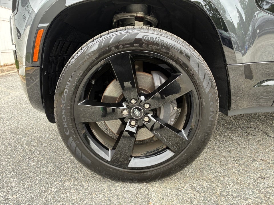 2025 Land Rover Defender 110 P500 X-Dynamic SE