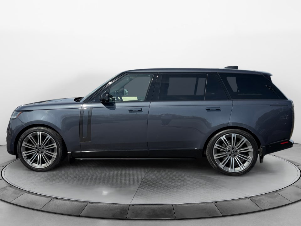 2024 Land Rover Range Rover P530 SE
