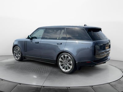 2024 Land Rover Range Rover P530 SE
