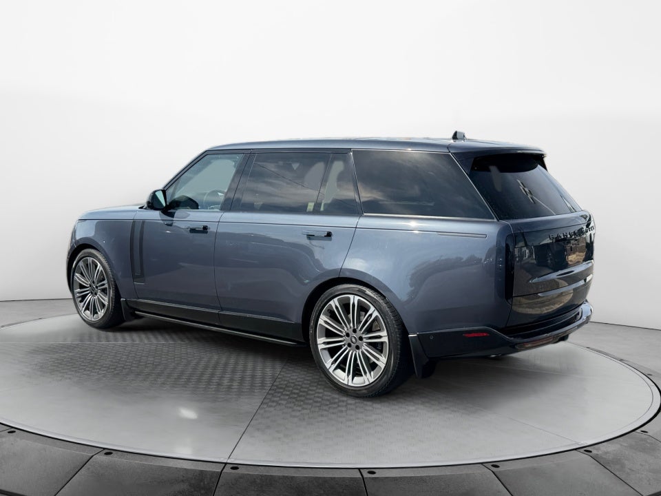 2024 Land Rover Range Rover P530 SE