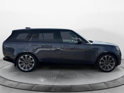 2024 Land Rover Range Rover P530 SE
