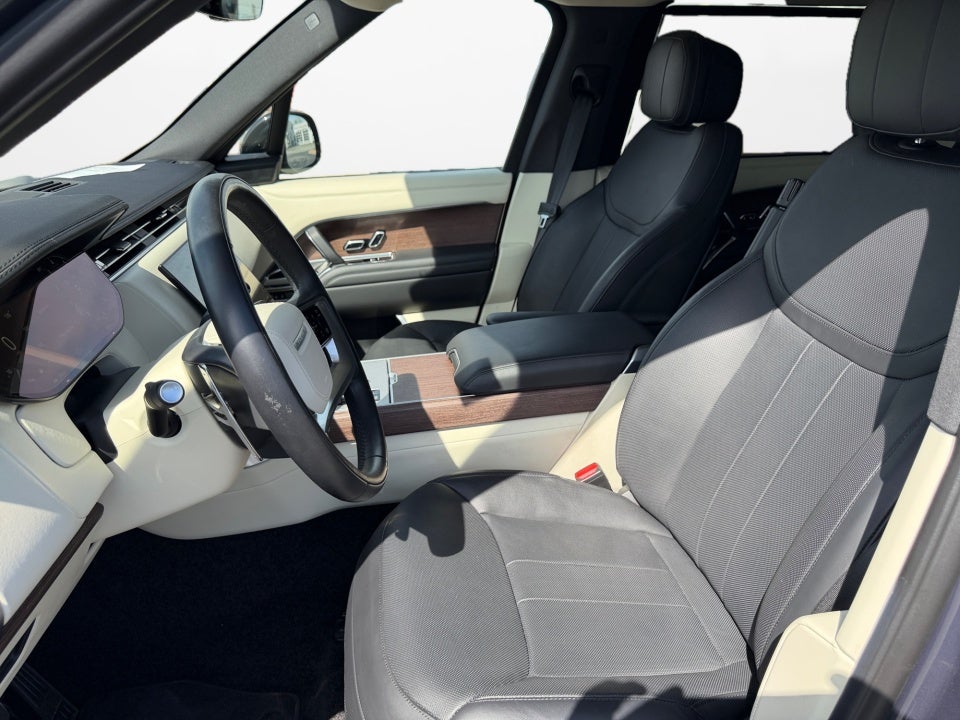 2024 Land Rover Range Rover P530 SE