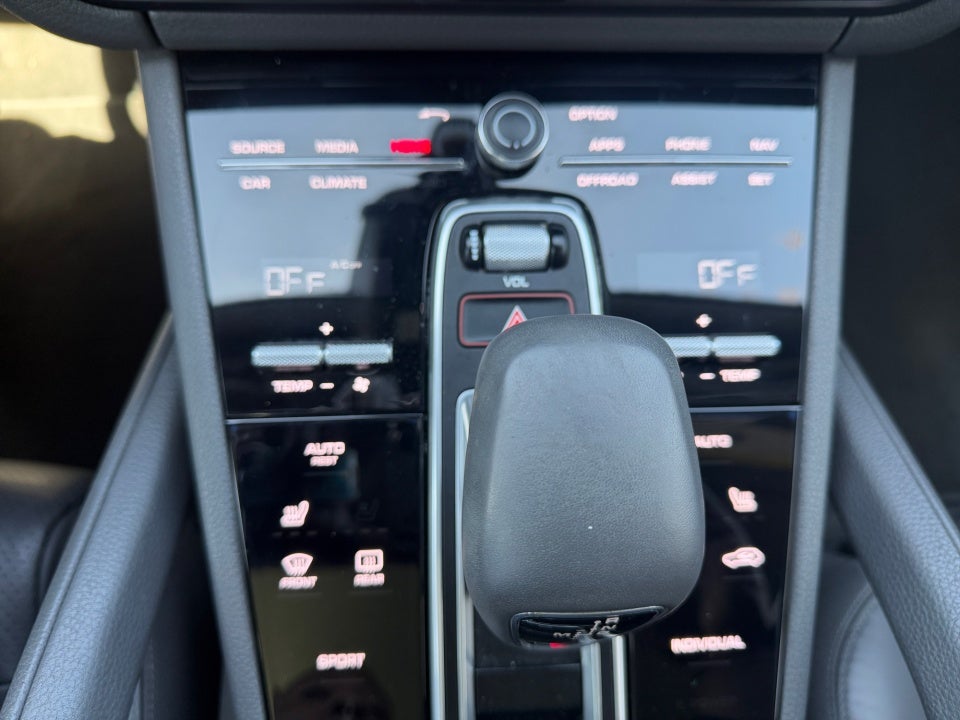 2019 Porsche Cayenne Base