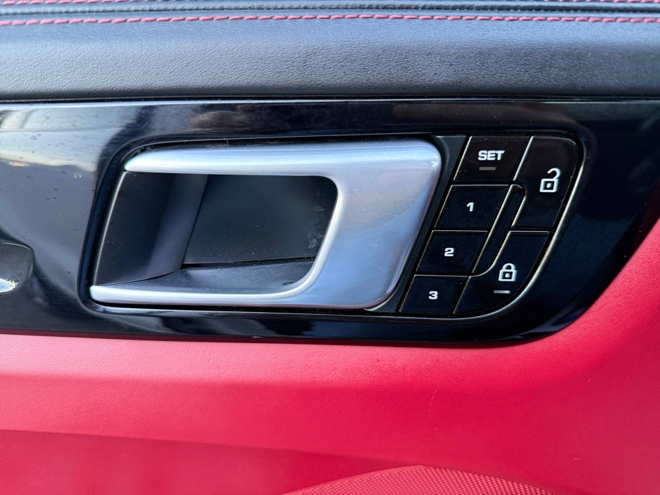 2019 Porsche Cayenne E-Hybrid E-Hybrid