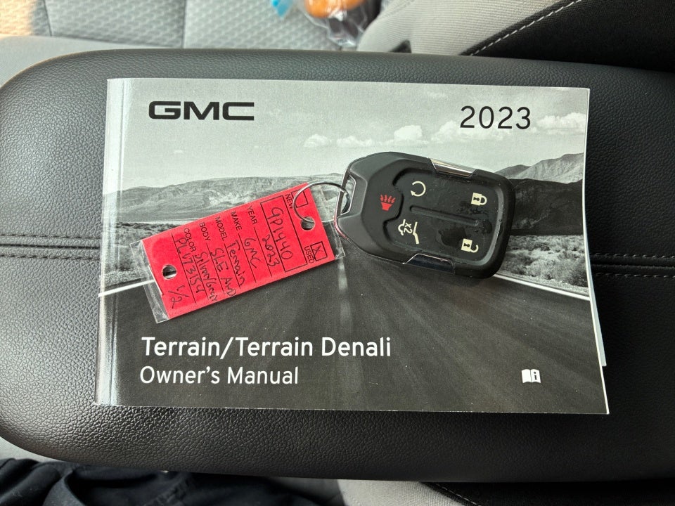 2023 GMC Terrain SLE
