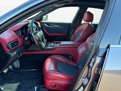 2017 Maserati Levante 