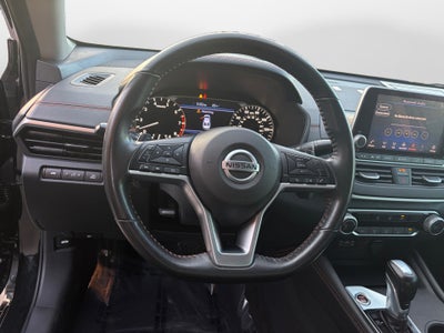 2022 Nissan Altima SR Intelligent AWD