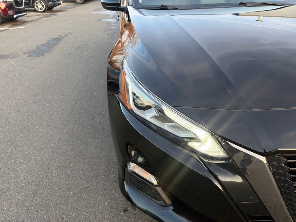 2022 Nissan Altima SR Intelligent AWD