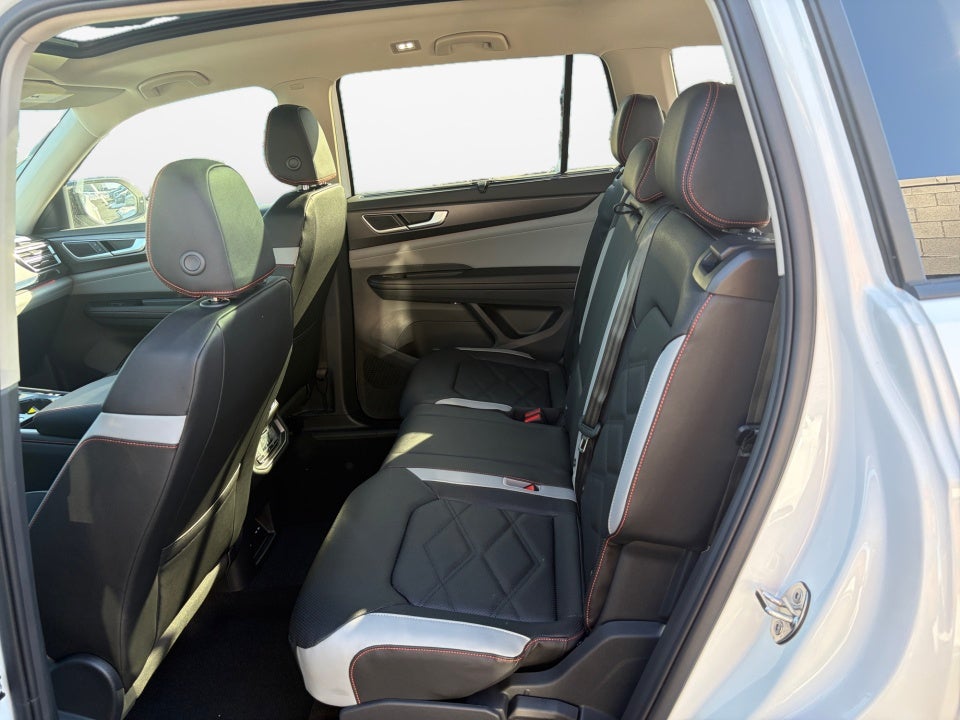 2026 Volkswagen Atlas 2.0T Peak Edition