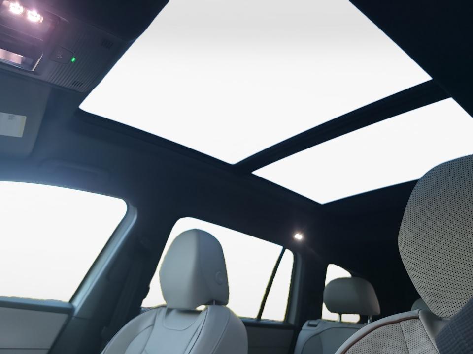 2027 Volkswagen Atlas 2.0T SEL