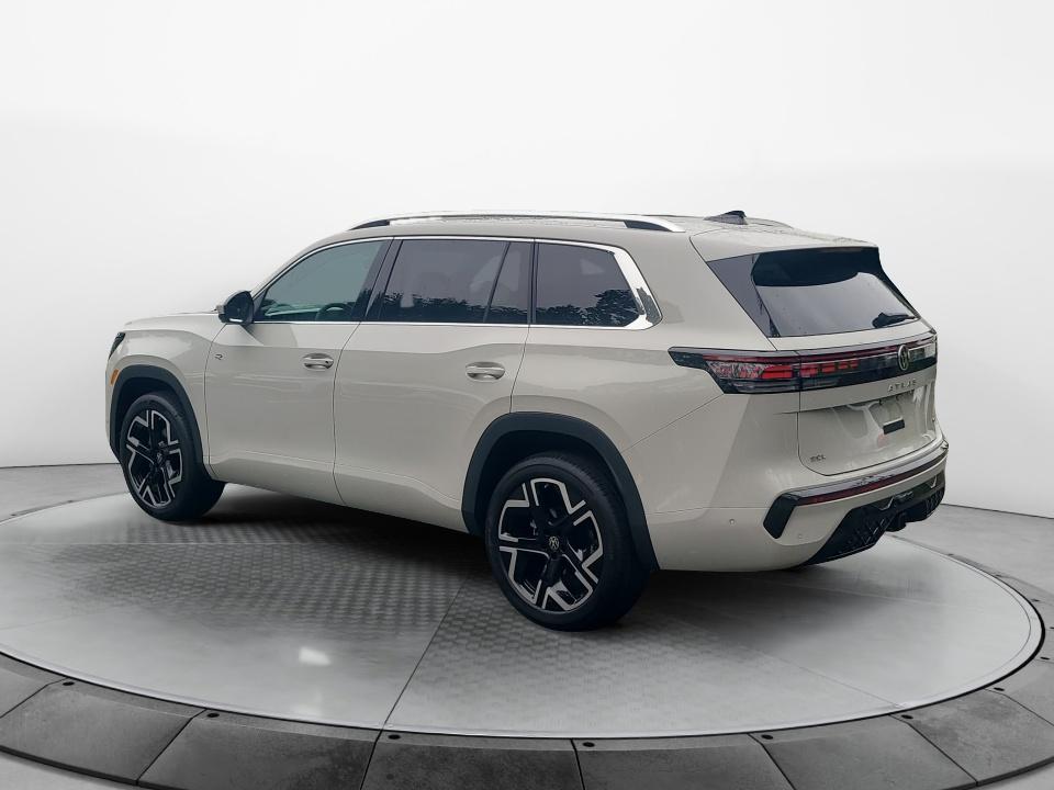 2027 Volkswagen Atlas 2.0T SEL