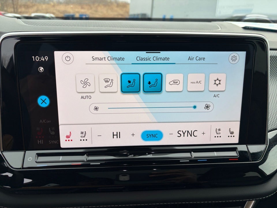 2026 Volkswagen Atlas Cross Sport 2.0T SEL Premium R-Line