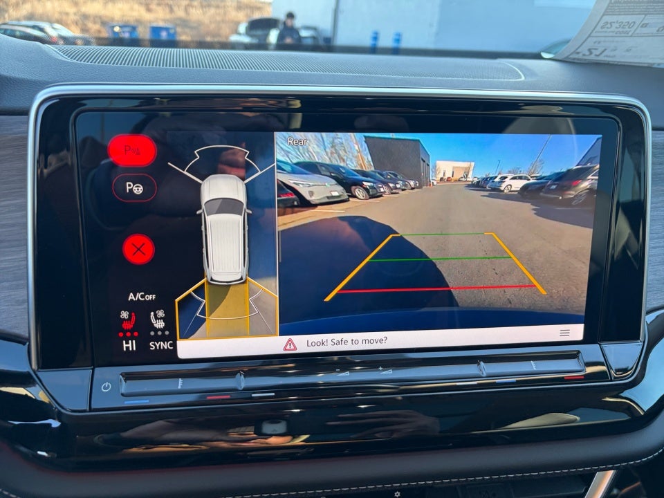 2026 Volkswagen Atlas 2.0T SEL Premium R-Line