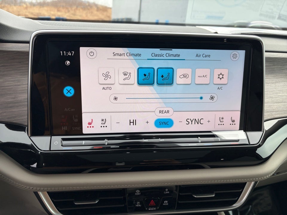 2026 Volkswagen Atlas 2.0T SEL Premium R-Line