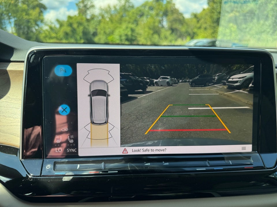 2026 Volkswagen Atlas 2.0T SE w/ Technology