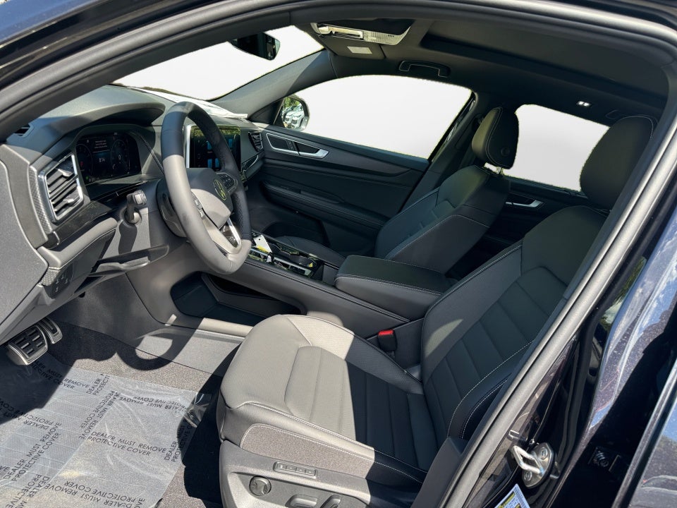 2026 Volkswagen Atlas 2.0T SE w/ Technology