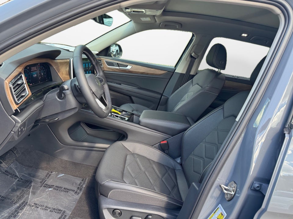 2026 Volkswagen Atlas 2.0T SE w/ Technology