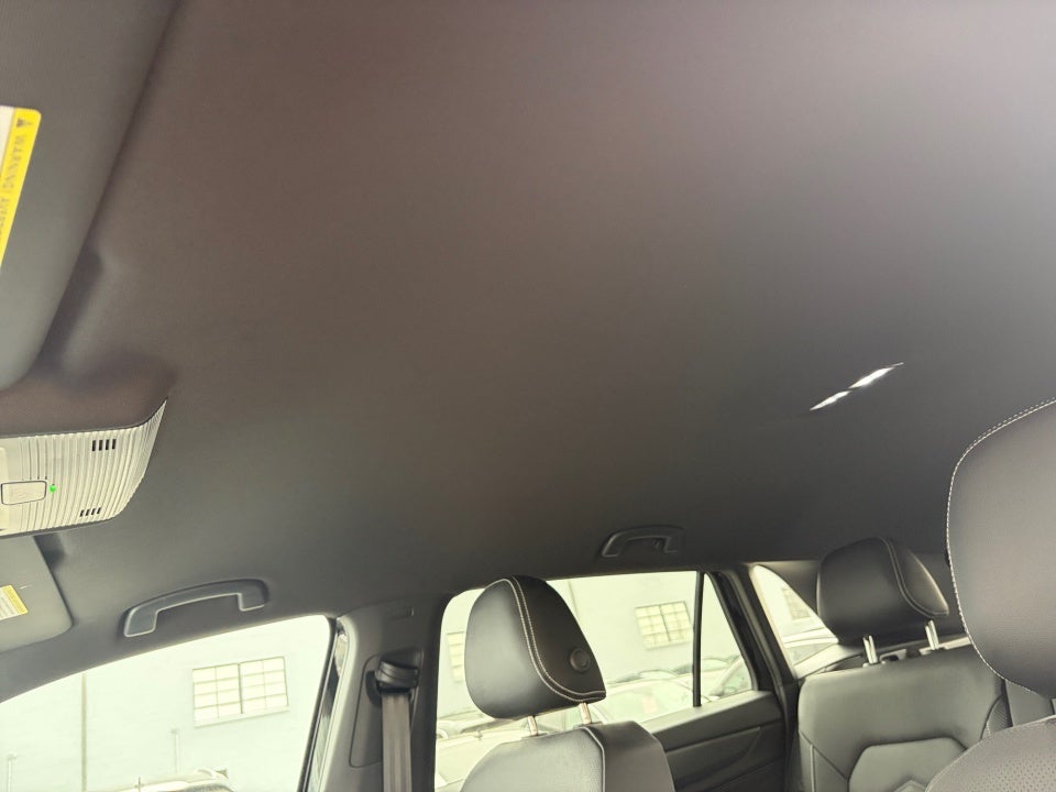 2026 Volkswagen Atlas Cross Sport 2.0T SE