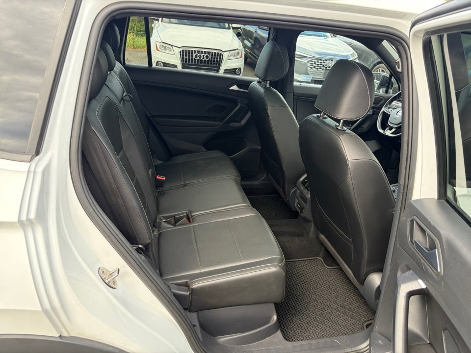 2021 Volkswagen Tiguan 2.0T SE R-Line Black