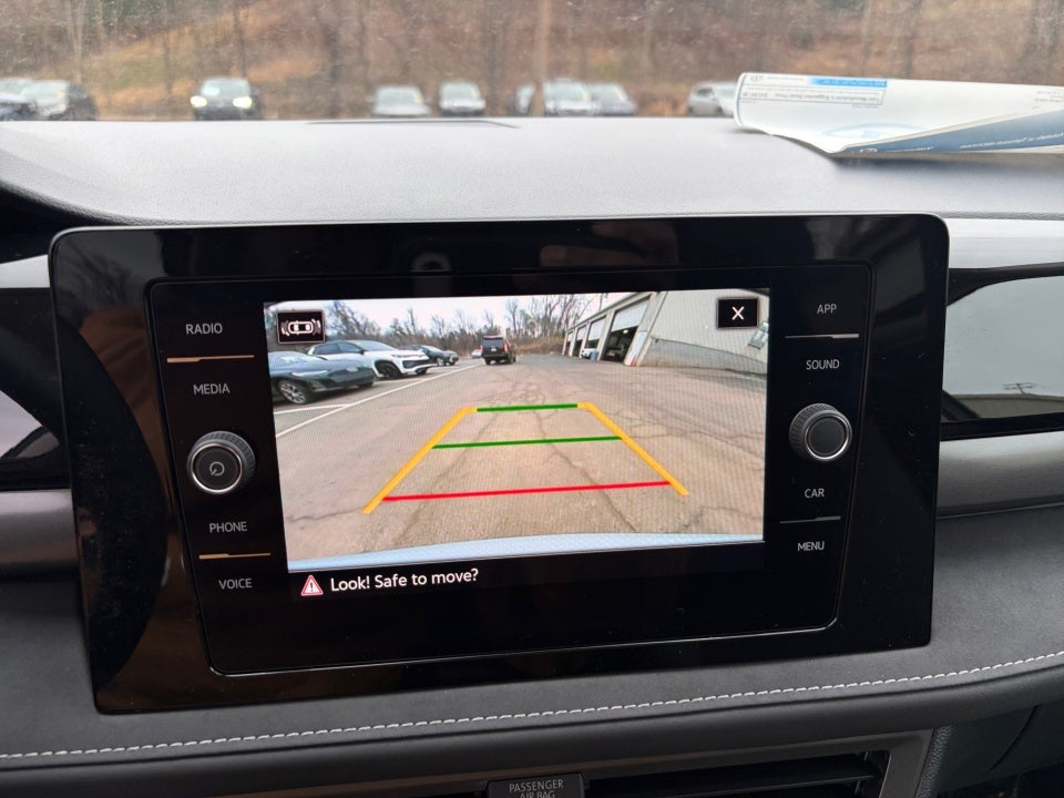 2026 Volkswagen Taos 1.5T SE Black