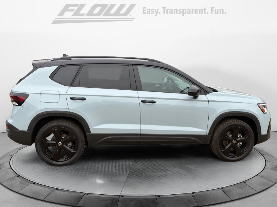 2026 Volkswagen Taos 1.5T SE Black