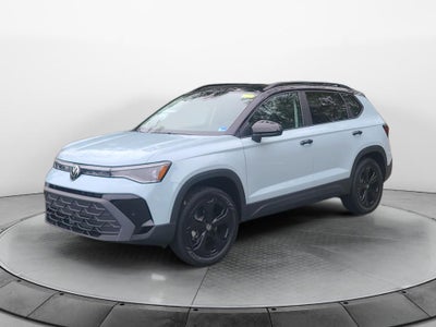 2027 Volkswagen Taos 1.5T SE Black