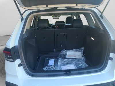2027 Volkswagen Taos SE