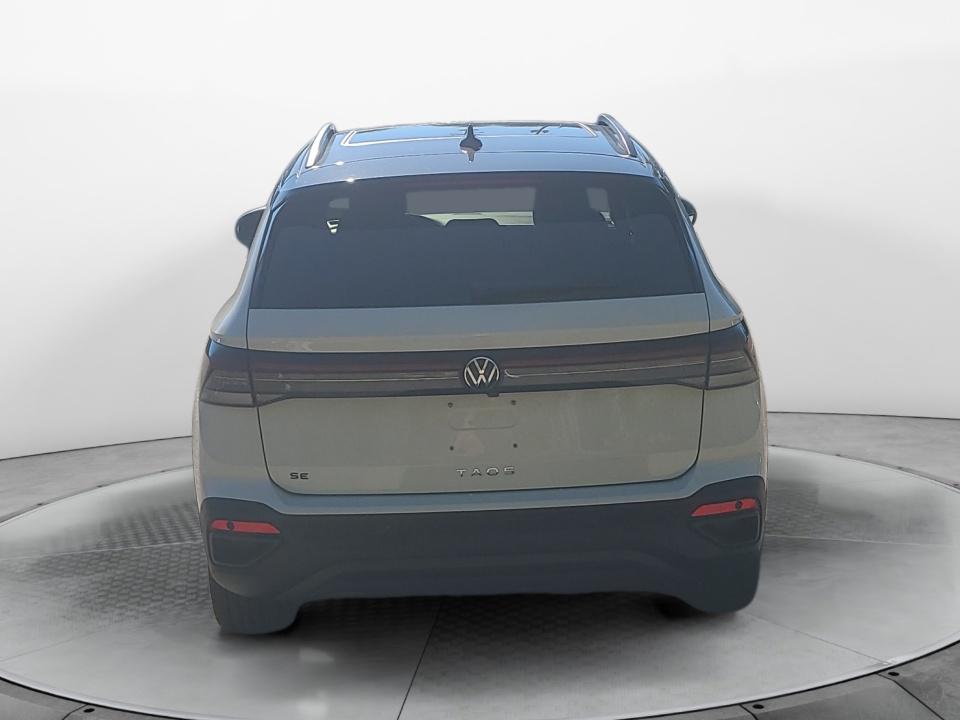 2027 Volkswagen Taos SE