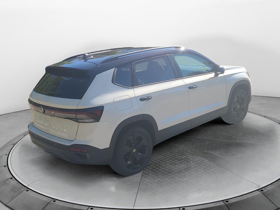 2027 Volkswagen Taos SE
