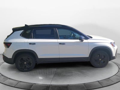 2027 Volkswagen Taos SE