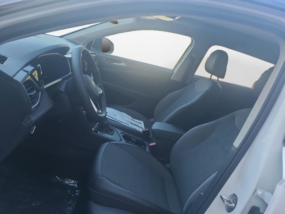 2027 Volkswagen Taos SE