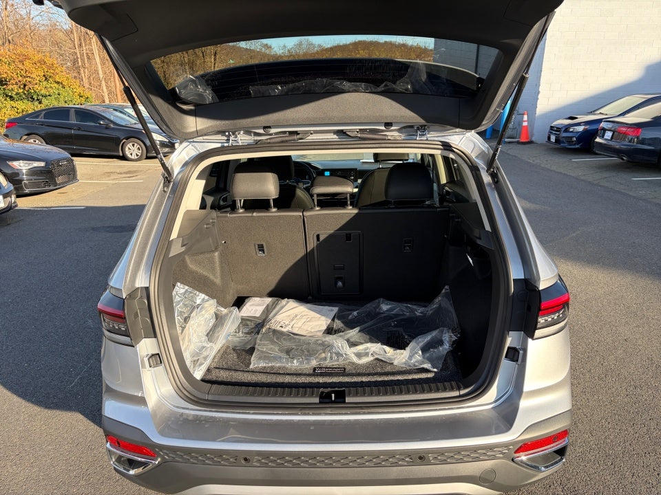 2026 Volkswagen Taos 1.5T SEL