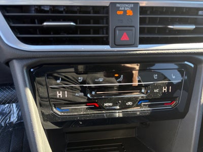 2026 Volkswagen Taos 1.5T SEL