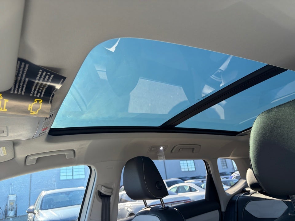 2026 Volkswagen Taos 1.5T SEL