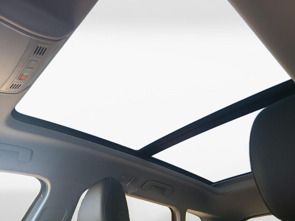 2027 Volkswagen Taos SEL